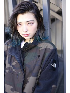 ヘアーメイクオズ(hair make O/S) ダークグレー×テールターコイズブルー