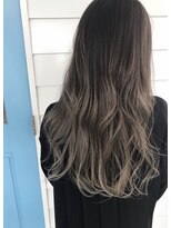 ホットリップ(Hot Lip)&nbsp;外国人風 バレイヤージュ