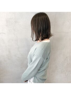 ミント(mint) 透明感、柔らかさ！カーキグレージュ！