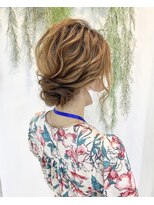 レア(Le'a)&nbsp;アップヘア