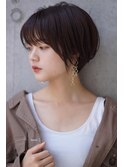 タイトなシルエット×質感重視のショートスタイル