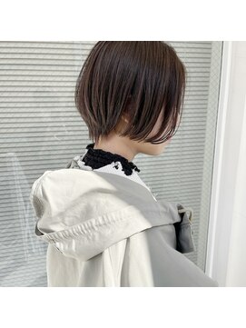 ミント(mint) ハンサムショートでイメチェン！大人ショート！