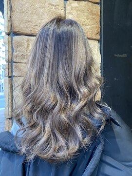 リーホリエ(Lee Horie) レイヤーカット