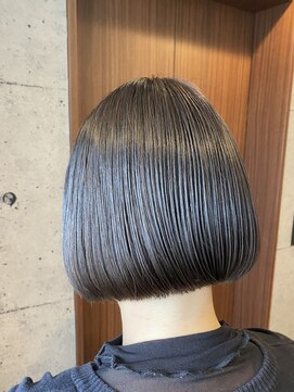 リラ バイ クオーレ(LIRA by CUORE) 髪質改善ボブ