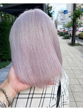 テテ(TETE) ホワイトピンク 心斎橋×長堀橋