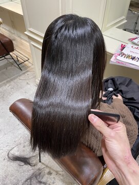 ロロ(ro-ro) 【恵比寿 ro-ro】"乾かしただけ"時短にオススメ潤艶髪