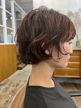 テテコケット(tete coquette) コンパクトショートマッシュに癖毛風パーマと男色カラー