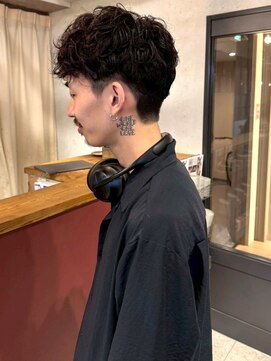 アトリエ(atelier.) ツイストスパイラルパーマ 刈り上げ  波巻きパーマ 20代