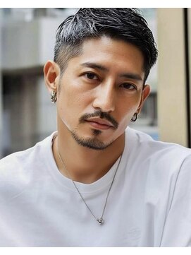 ハム 立川(hum) サーフカール/刈り上げセンターパート/フェザーパーマ[立川]