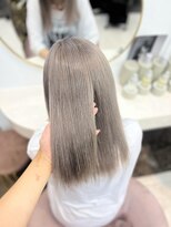 ラビス(Lovis)&nbsp;黒髪カタログ/オリーブグレー/小顔ヘア/ココアベージュ