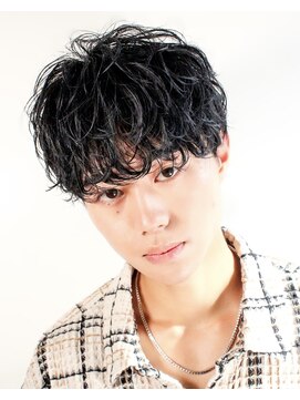 オーシャントーキョー ホワイト 原宿(OCEAN TOKYO WHITE) 無造作マッシュツイストスパイラルパーマ縦落ちスパイラル黒髪