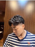 テーパーフェード×毛流れパーマ