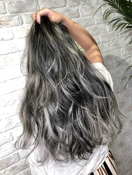 アポロ 横浜駅店(apollo) ホワイト系バレイヤージュ