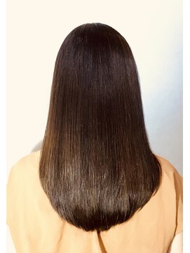 ヘアーアンドネイル ルシア(Hair&Nail Lucia) ココアブラウン イルミナカラー