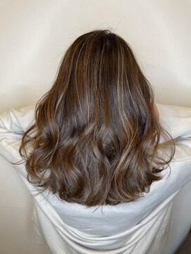 ヘアーサロン イバ(IBA) ハイライト