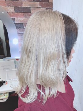 ヘアー リードレス(hair Re:dress) ゆるふわ愛されミディアム爽やかホワイトブロンドS字ウェーブ