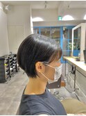 耳掛けショートボブ