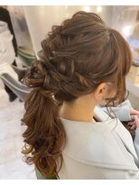 ヘアメイク エンカレッジ(HAIR MAKE encourage)&nbsp;イベントにオススメな　ローポニーアレンジ★