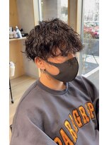 美容室 イズ 館林店(Iz)&nbsp;金髪スパイキーショート_ハイライト波巻き