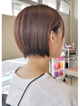 フロア(FLOOR) #まるみボブ#耳かけボブ#ミニボブ