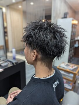 リル(LILU) ツイストパーマ×フェード