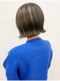 外ハネ大人きりっぱなしショートボブ