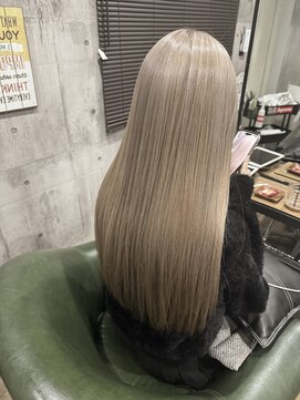 アフォルトゥーナ(A'fortuna) Wカラー