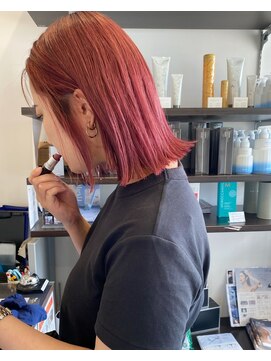 シャラク 砺波店(sharaku) ボブ/ハイトーンカラー