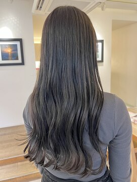 ビーチ(BEACH) 透明感アッシュグレージュロング