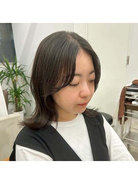 山野愛子美容室 銀座店 外ハネミディアム×レイヤー×韓国