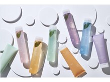 日々の使いやすさを重視し,厳選したヘアケア商品も多数ご用意☆