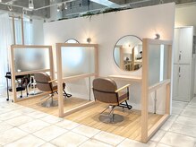 エルビアジェ(el viaje)の雰囲気（開放的な店内で落ち着きのある空間）