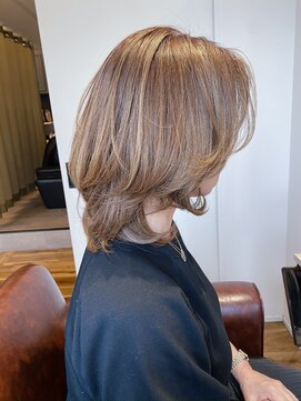 アトレ 武庫之荘(Atre.) オンブレグレージュオリーブベージュくびれミディ大人美人透明感