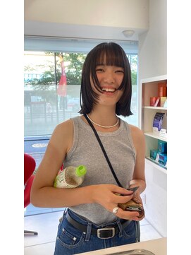 ロベック フジガオカ(LOBEC fujigaoka) 顔周りレイヤーボブ
