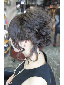 オーバーキャプテンネイキッド(OVER CAPTAIN NAKED) ルーズ＊パーティーヘアアレンジ