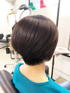 マシェリ ムコノソウ(macherie mukonosou) 艶グレイカラーで奥域ショートボブ☆