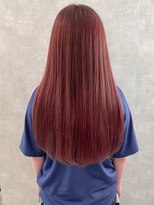 イール(iIIL)&nbsp;【iIIL hair lounge】艶感カシスピンク　外国人風