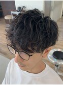 コンマヘア 無造作マッシュ ツーブロック スパイラルパーマ