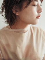 バッタ(Batta) [KENTA]周りと差をつけたい方は顔まわりで雰囲気を変えましょう