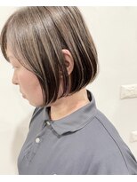 オーティティ(O-TETE)&nbsp;O-tete グレージュベースハイライトカラーブリーチ