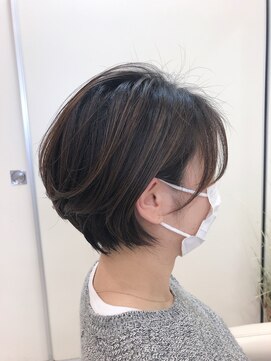 サイン(SIGN) 大人横顔美人マッシュショート・30代40代50代・江渡裕司ミセス