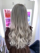 アベリア(Abelia)&nbsp;【Abellia】シルバーホワイト 担当 石田 蓮