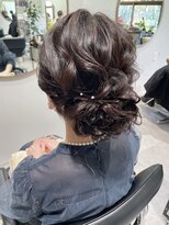 クルト バイ マルカ(KURT by MARUCA)&nbsp;20代30代40代人気！結婚式二次会ヘアアレンジヘアセットシニヨン