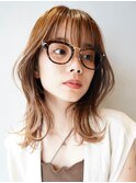 20代30代小顔ひし形大人かわいいウルフミディアムレイヤー