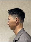 短髪ツーブロック黒髪ワイルドアップバング