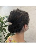 ゆるふわツイスト三つ編みアレンジ
