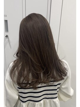 エイミー バイ ハセ(Aimee by HASE) 20代30代/大人可愛いレイヤー×オリーブベージュ/カーキベージュ