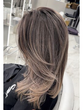 ヴァイス 新宿店(VAICE) バレイヤージュ/レイヤーカット