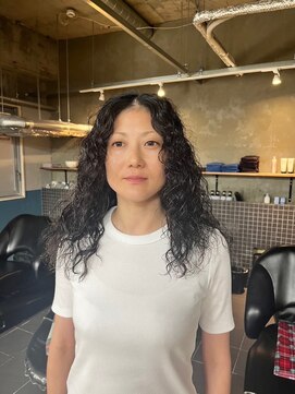 ビューティアンドトリップ クイーンズグッドプラン(Beauty&Trip QUEENS Good Plan) ハードスパイラルパーマ