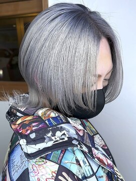 ブレイズヘアー(BLAZEhair) 【他店修正】ホワイトシルバー×ブリーチ3回